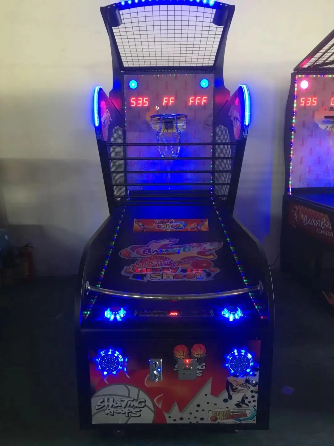 Hot selling coin operated sport machine luxury street basketball arcade game machine for adult