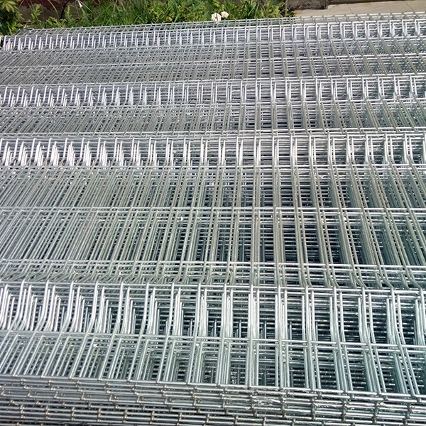 Дешевая цена сварное ограждение из металлической сетки с покрытием ПВХ/сварное ПВХ для безопасности сада