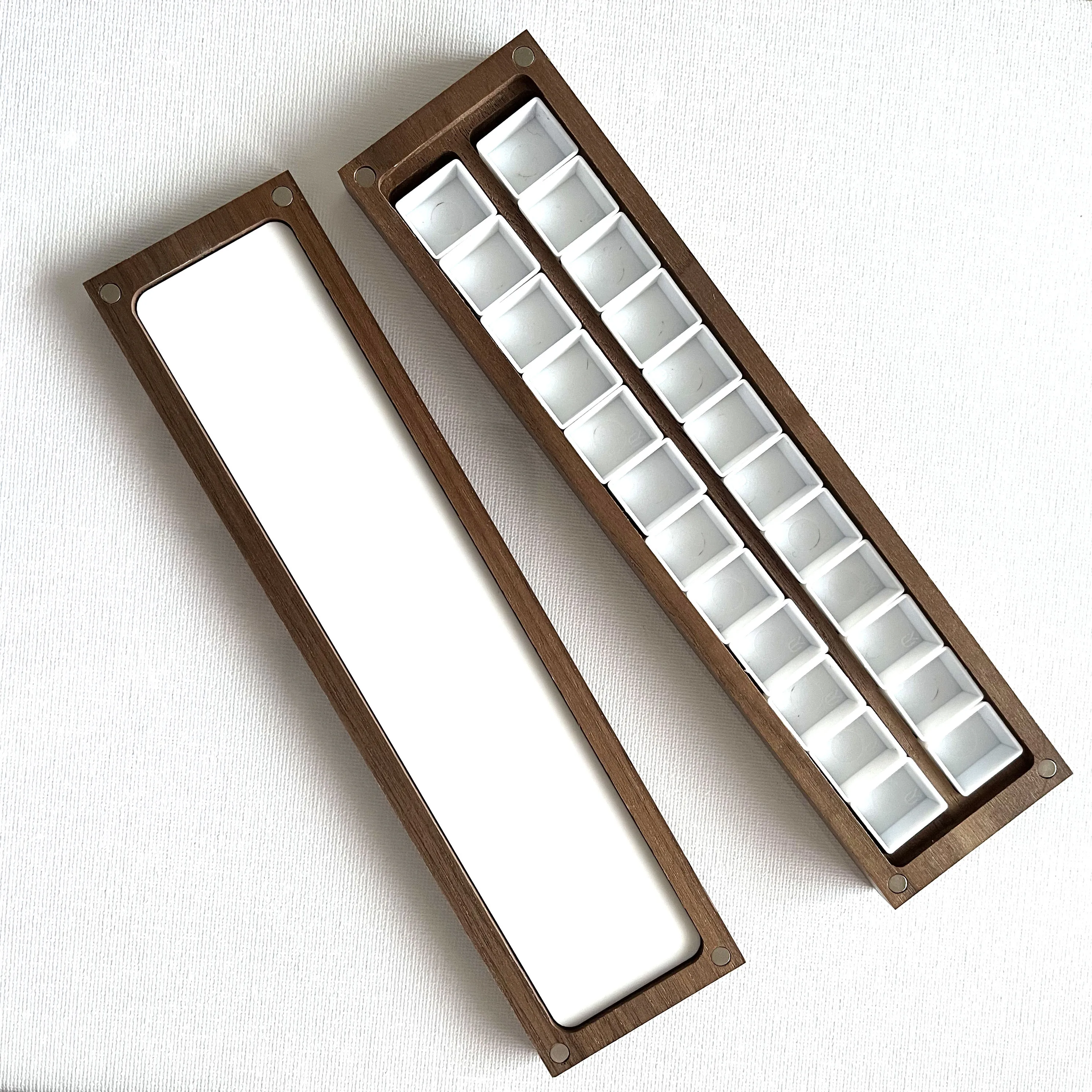 Xinyi Art 12/24 Wells Walnut Wood Watercolor Palette Box Travel Portable Paints Pallets Box For Artists