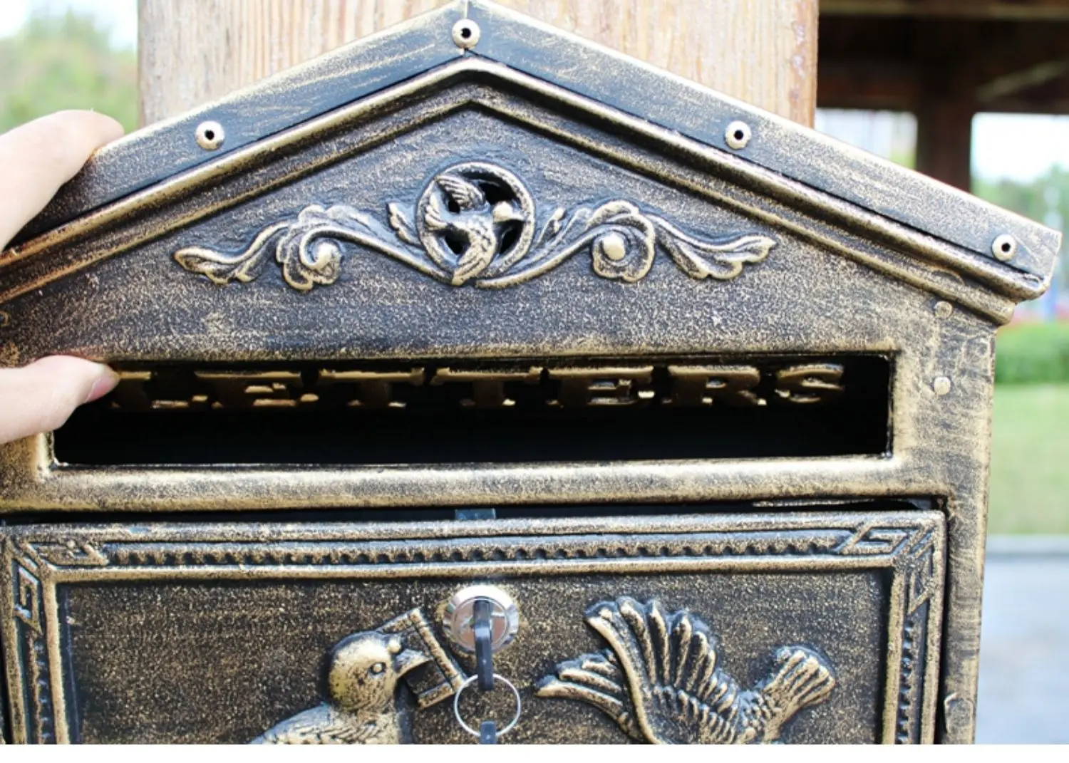 vintage style outdoor courtyard post box suggestion box Creative retro villa with locked mailbox