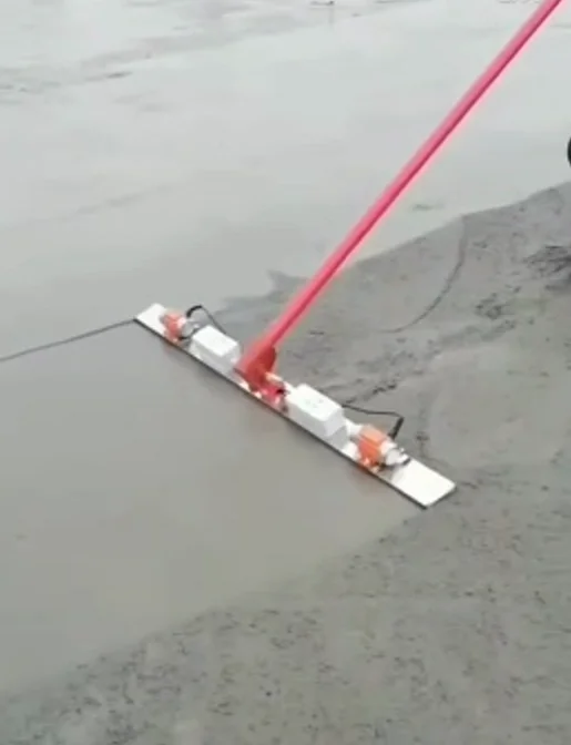 Multi-fuction Gasoline concrete vibration ruler cement ground level vibration Concrete Leveling film covering laying Mavchine