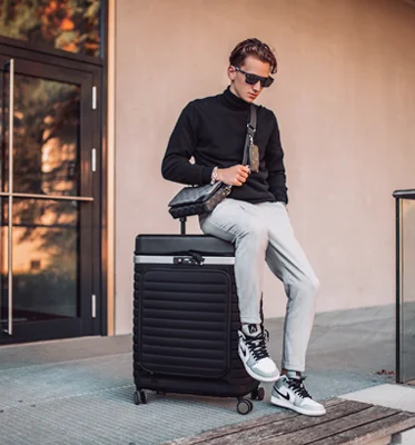 Mobile closet manufacturer pull up travel foldable estate blue hand luggage suitcases for man