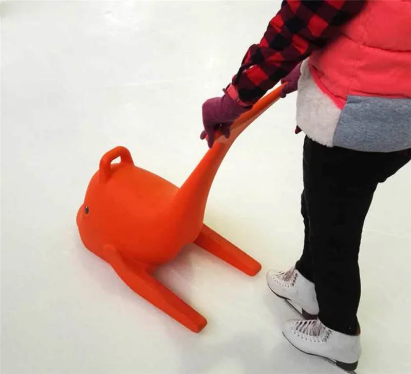 Custom Colorful Wear Proof Cold Resistant LLDPE Material Ice Skating Assistant Animals Dolphin Ice Skates Aids Green Orange Blue