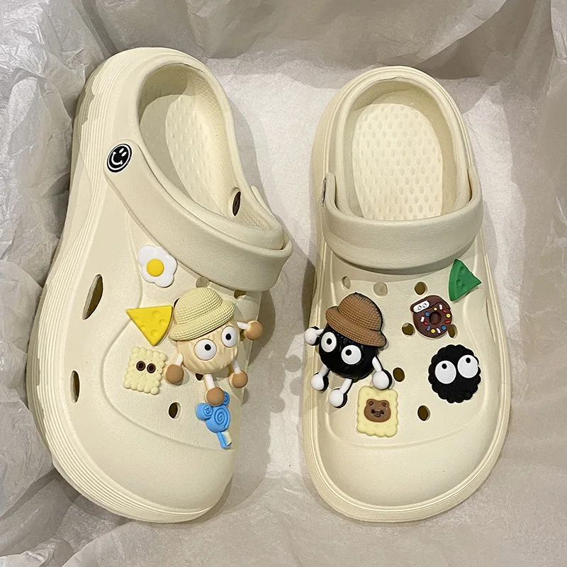 Wholesale Women Sandals and Slippers Indoor Outdoor Casual Cartoon Garden Shoes Home Slippers For Ladies with best price