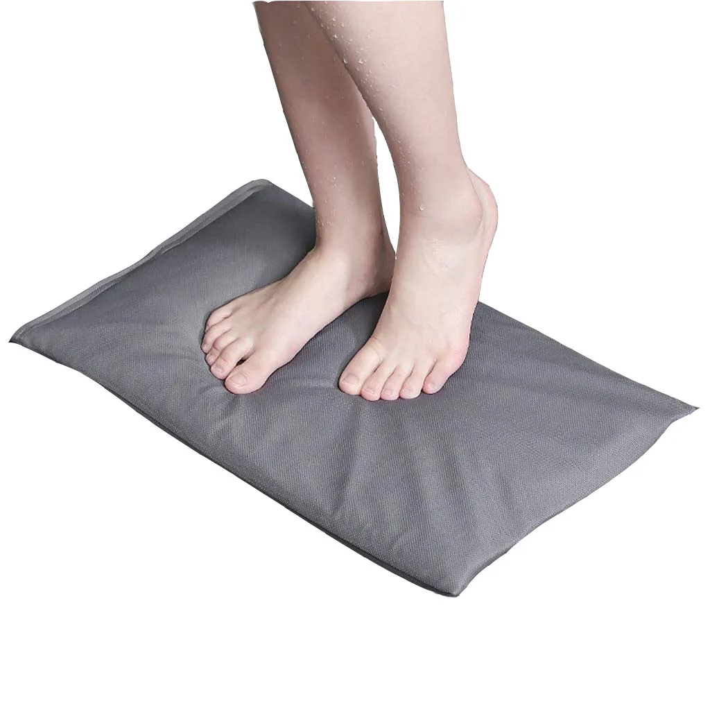 
Qianyuan Diatomaceous Earth Soft Bath Mat Absorbent Fast Water Drying Diatomite Mat for Bathroom Safe for Children and Elderly 
