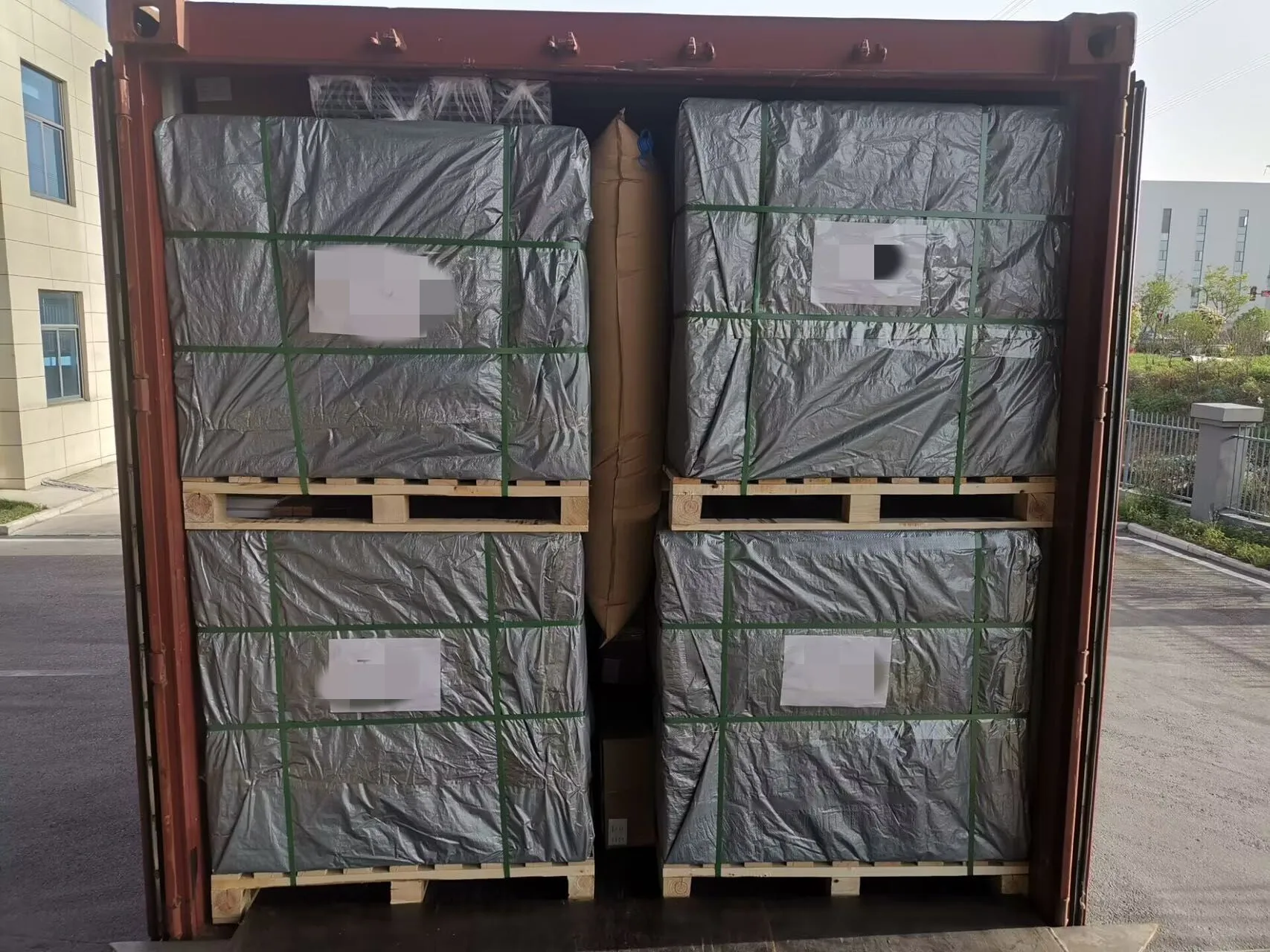 Swimming Pool Wpc Foam Deck Boards WPC Outdoor Wood Plastic Decking Composite Deck