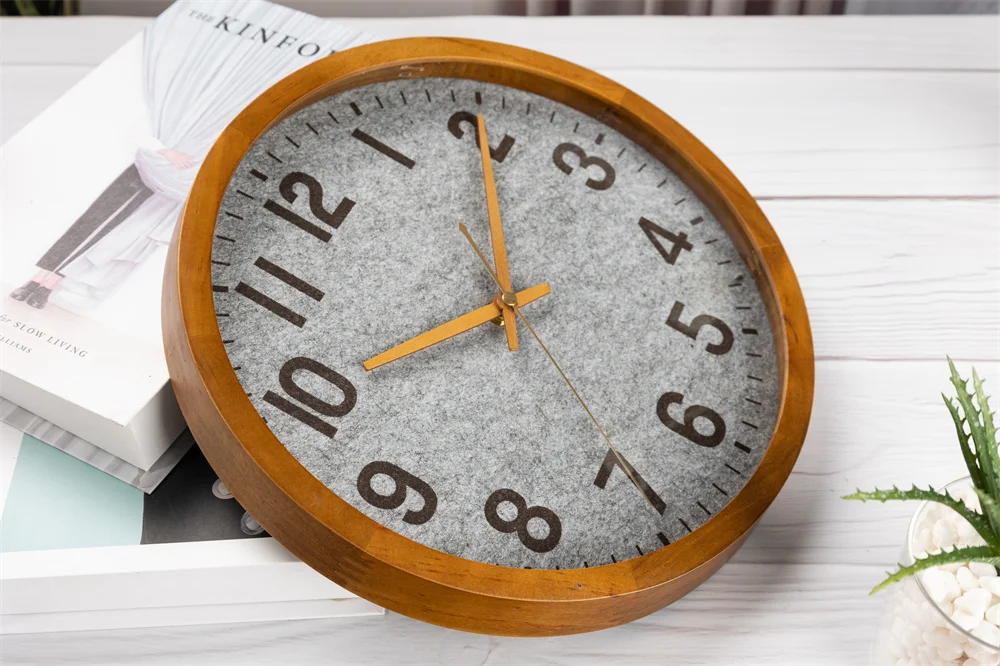 Burlap Clock Face Design Pine Wood Frame Wooden Wall Clock for Home Decor