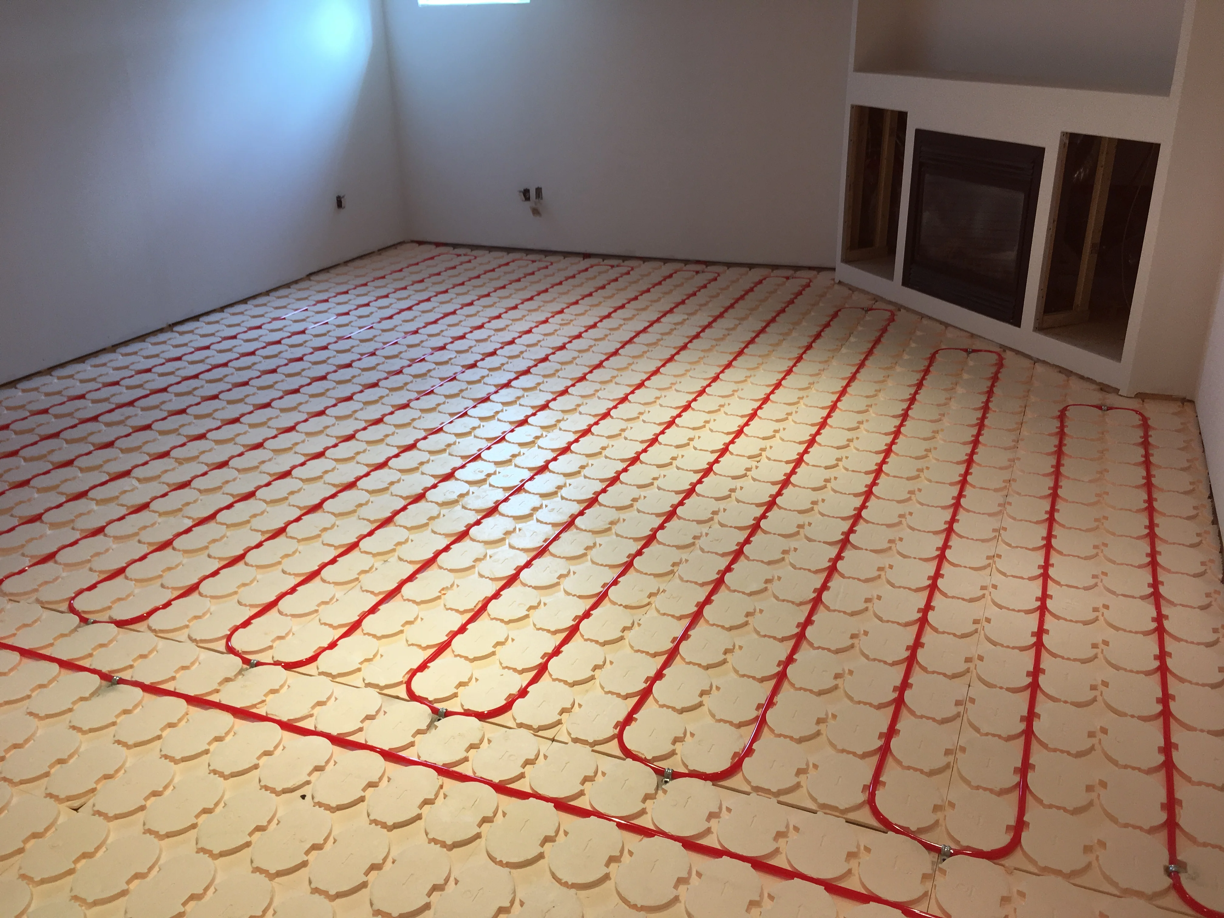 
Floor Heating System and Parts 