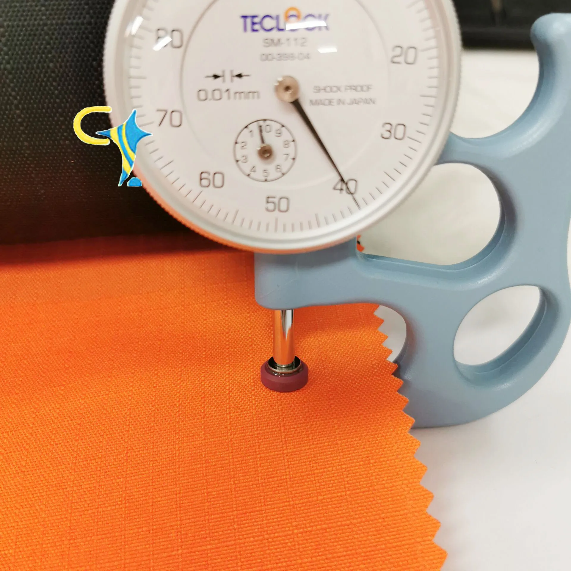 China fabric 100% polyester oxford fabric 300D  ripstop  With pvc pu coated fabric for bag tent