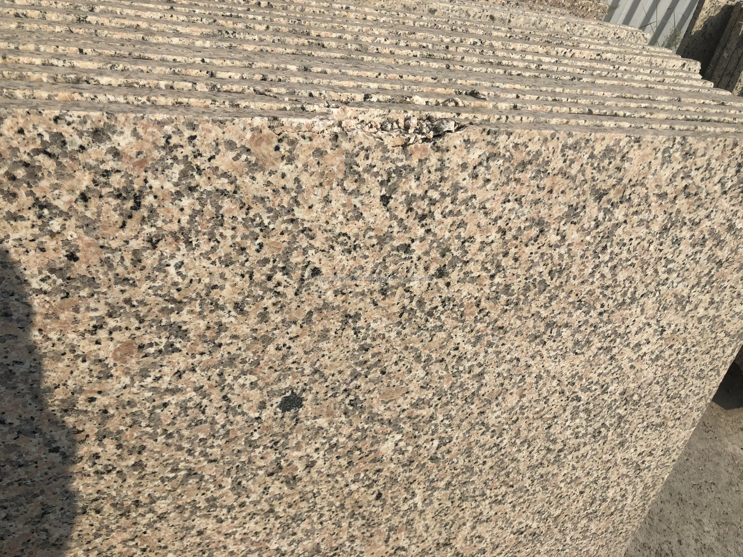 VC Best Seller Polished Pink Granite Stone Pots Modern Design with Graphic Solution Capability Tile Form Best Price in Vietnam