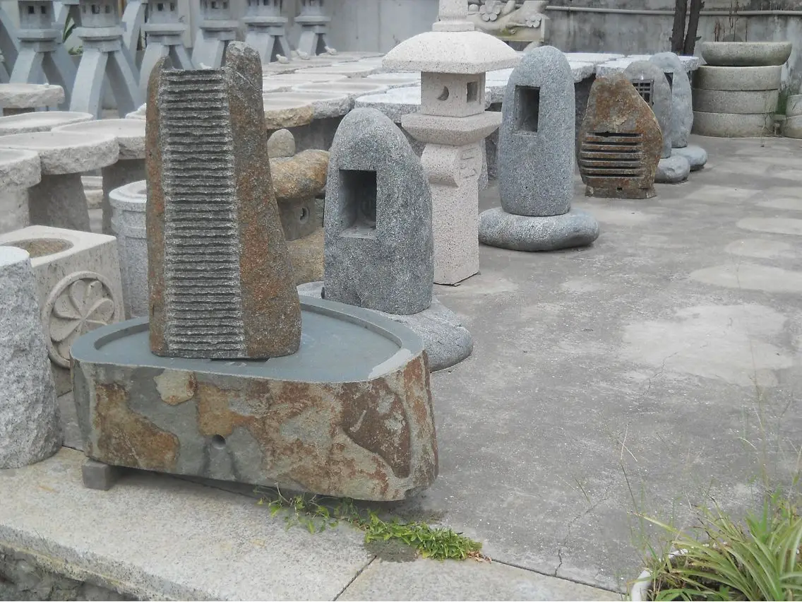 Octagon Granite Japanese Outdoor Garden Stone Lanterns Ornaments For Decorative