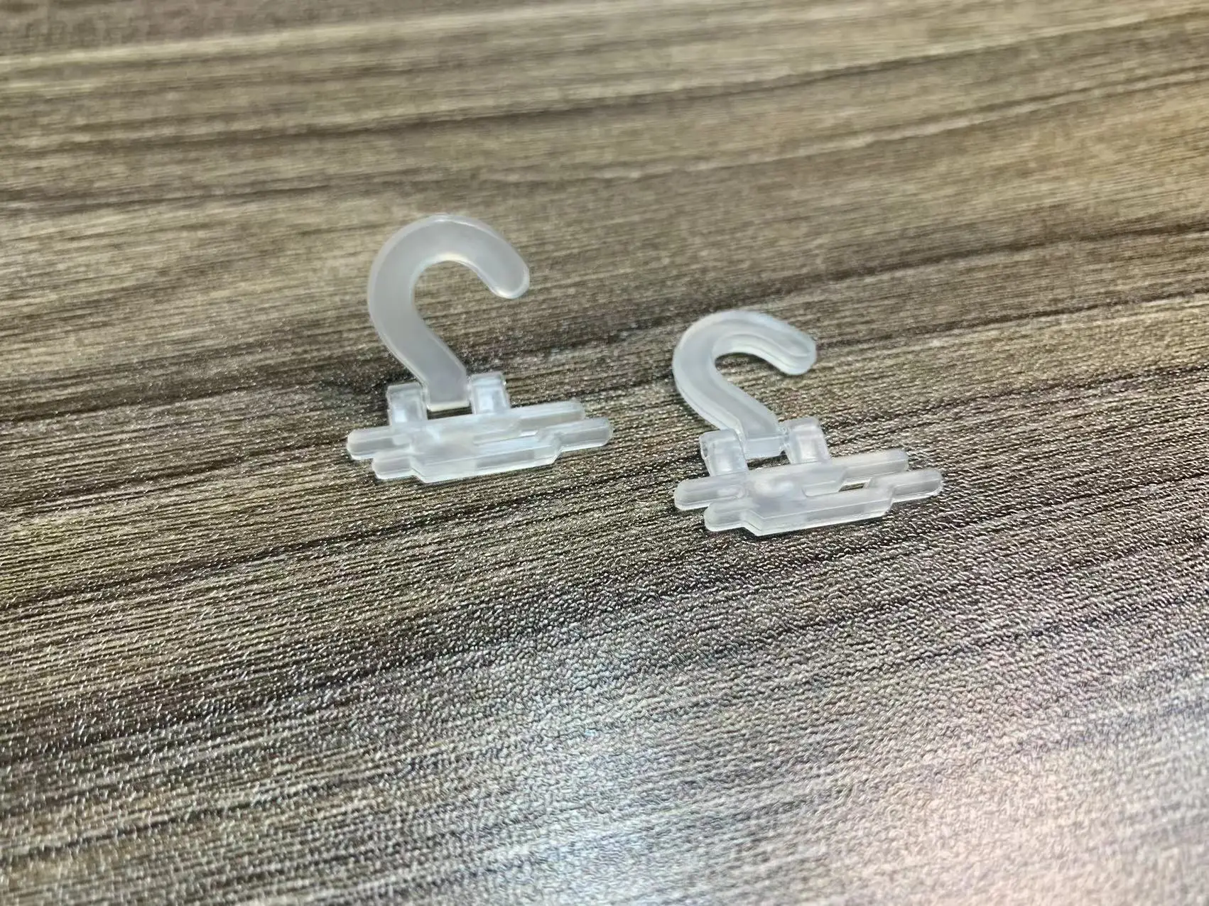 Wholesaler low price color custom plastic hook Plastic A4 Hanging Hook