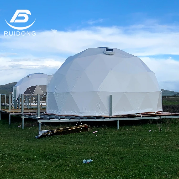 Оптовая продажа Роскошный Гостиничный дом на 3-4 человека с красочной занавеской водонепроницаемый глэмпинг геодезический купол беседка уличная палатка для кемпинга