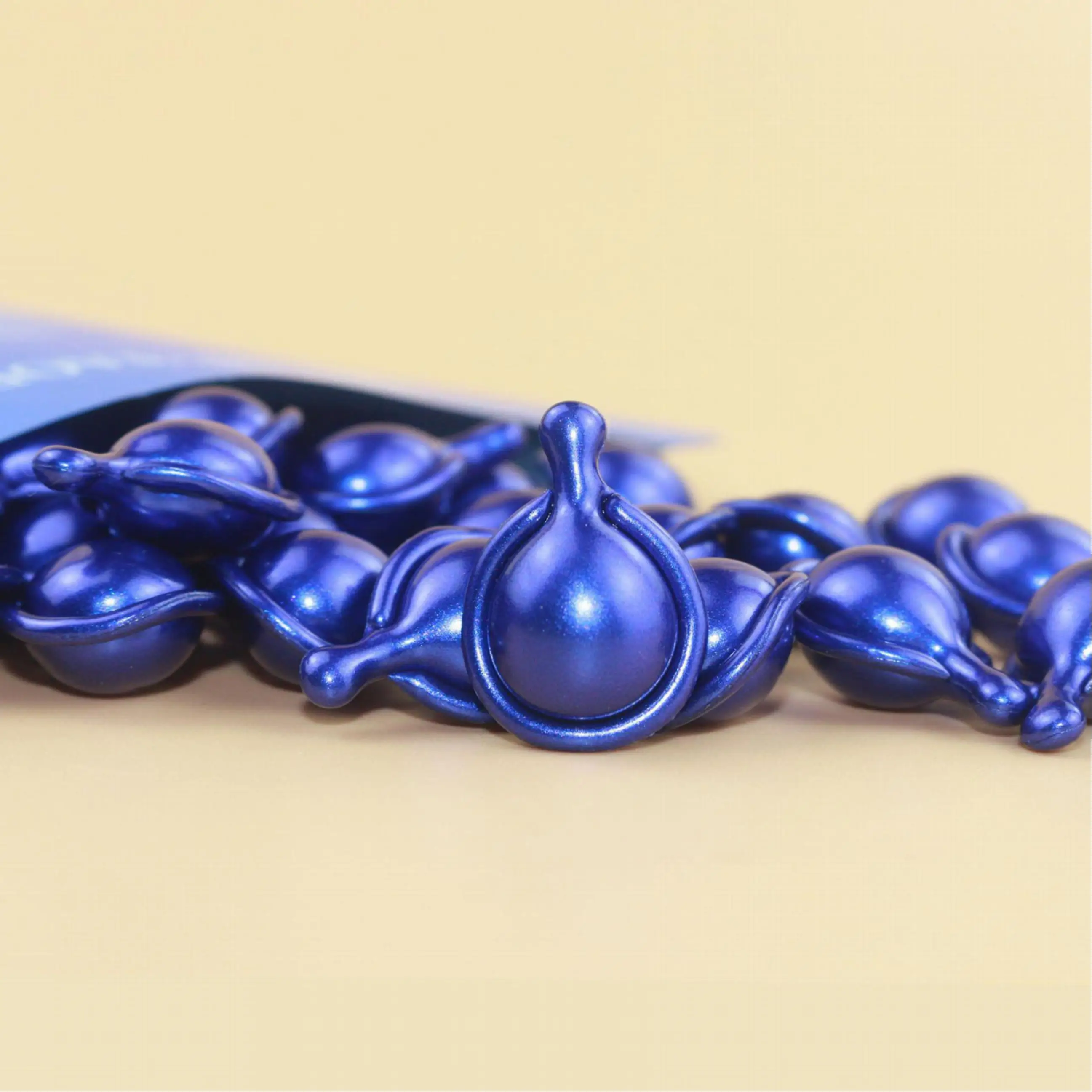 OBM Whitening Brightening Essential Oil Squalane Ceramide Serum Pore Shrinking Essential Oil Olive Liquid Face Retinol Female