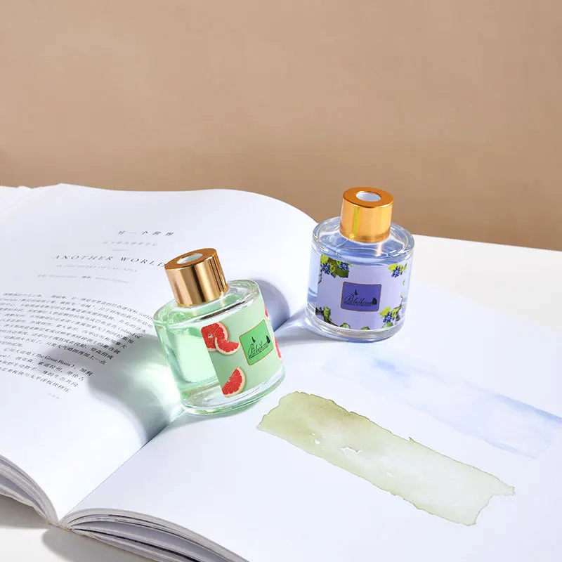 HOME Glass Candle Supplier Home Dor Luxury Packaging  Reed Diffuser Air Freshne And Candle Gift Box Set Scent Candle