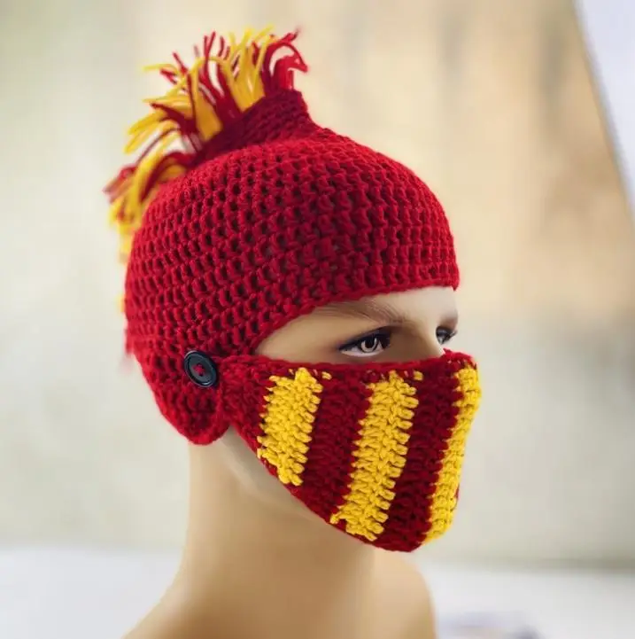 The new 2023 Knight Ear Protector Gladiator Red Crown Roman whimsical handwoven hat