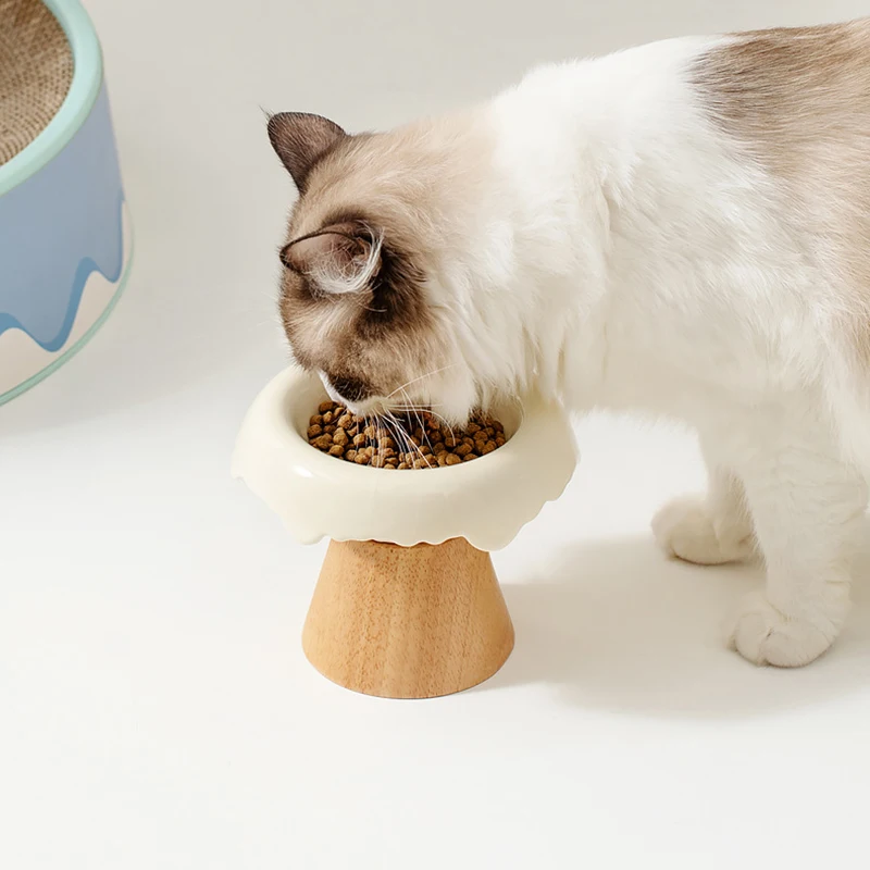 2024 Wholesale Split Ceramic Pet Bowl Elevated Mouth Neck Anti-Tipping Cat Dog Food Bowl Tilted Water Ceramic Bowl with Stand