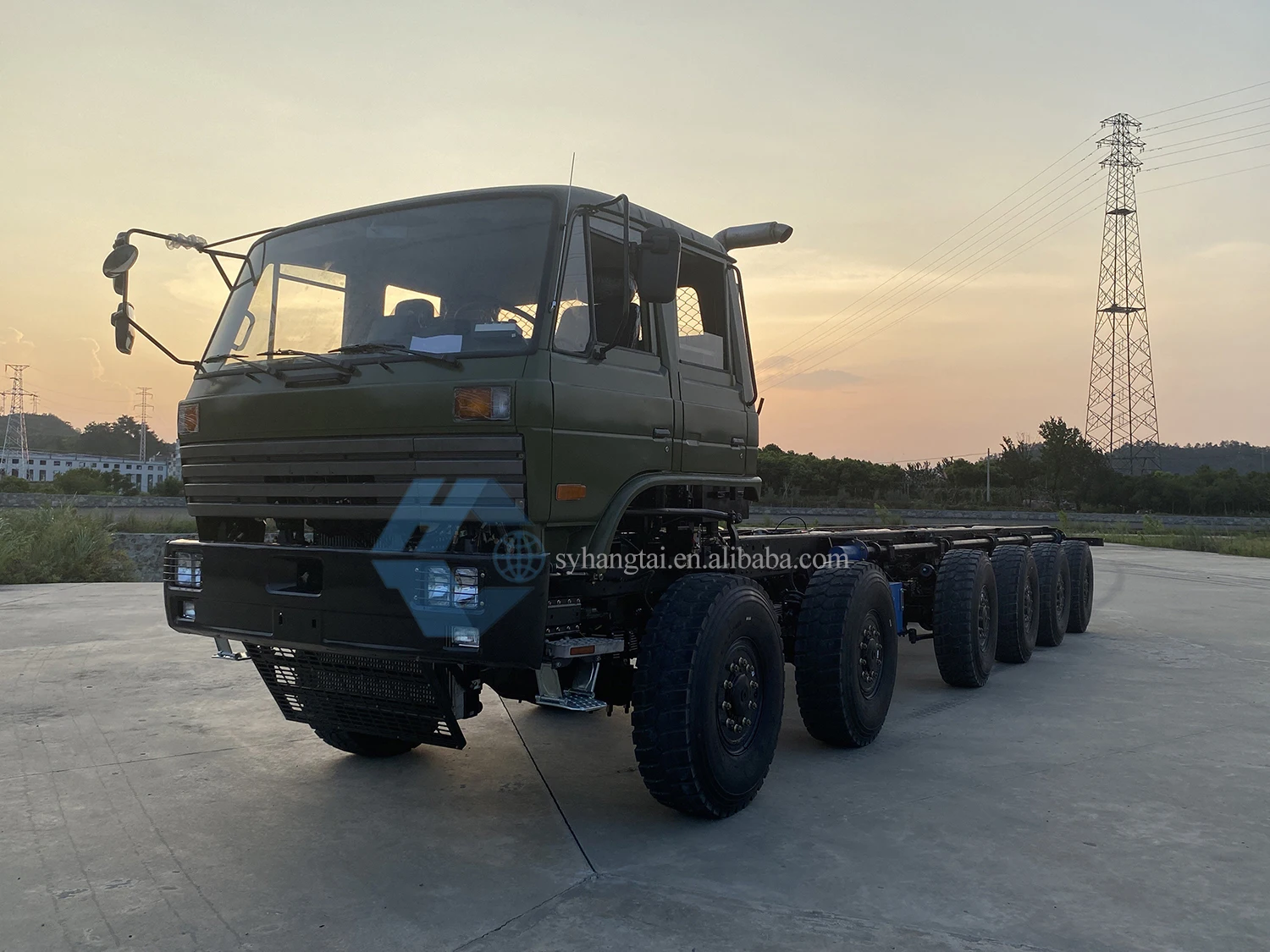 Classic Truck TEL Six-Cylinder 560hp Diesel Engine Full Drive Axle 12X12 Rocket Launcher Trucks