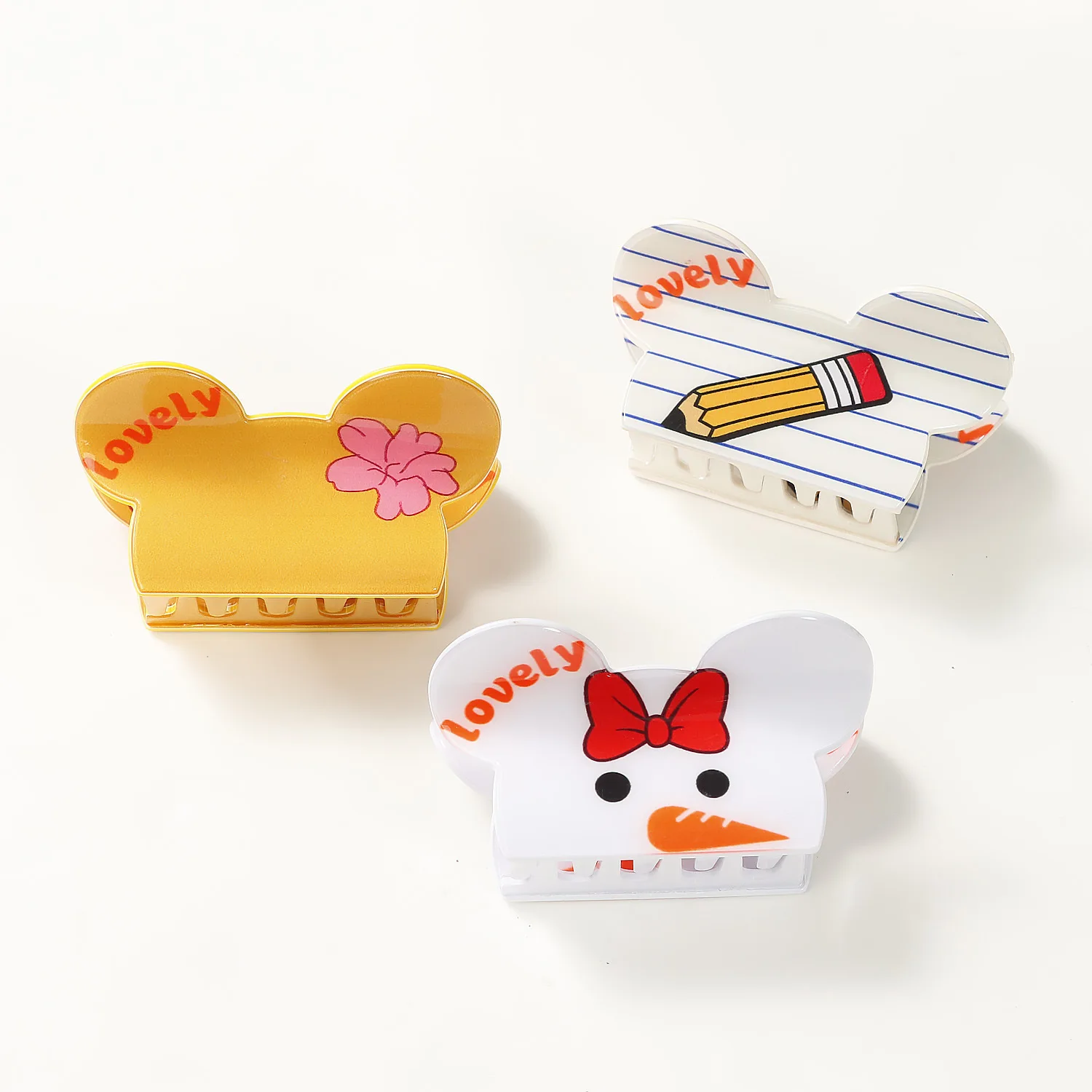 Yi YHJ Hot Sale Hair Accessories Custom Cartoon Cute Mickey 7cm PVC Print Pattern Claw Clip Hair Claw Clips Girl Woman Wholesale