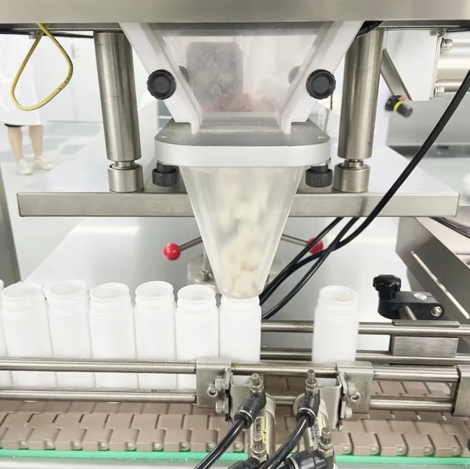 Customized Aspartame Free GMO Free Xylitol Chewing Gum In bottle