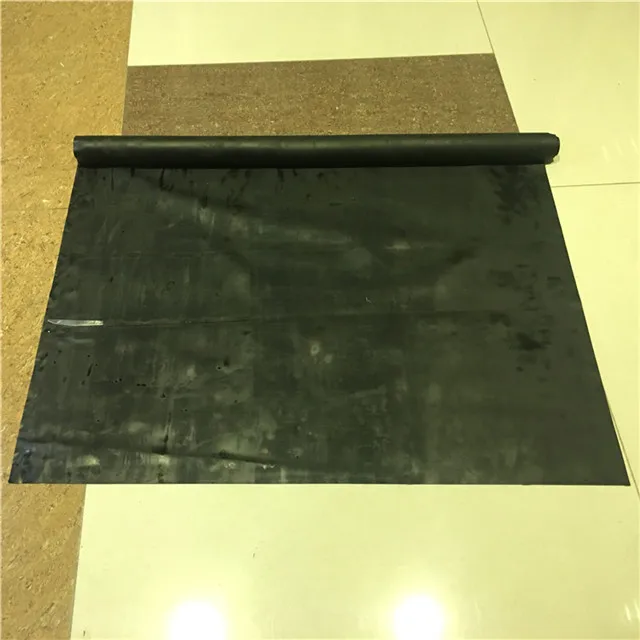 Черный эластичный латексный лист в рулонах