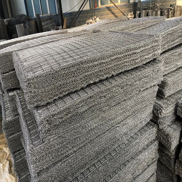 Desulfurization coalescers mesh demister pads