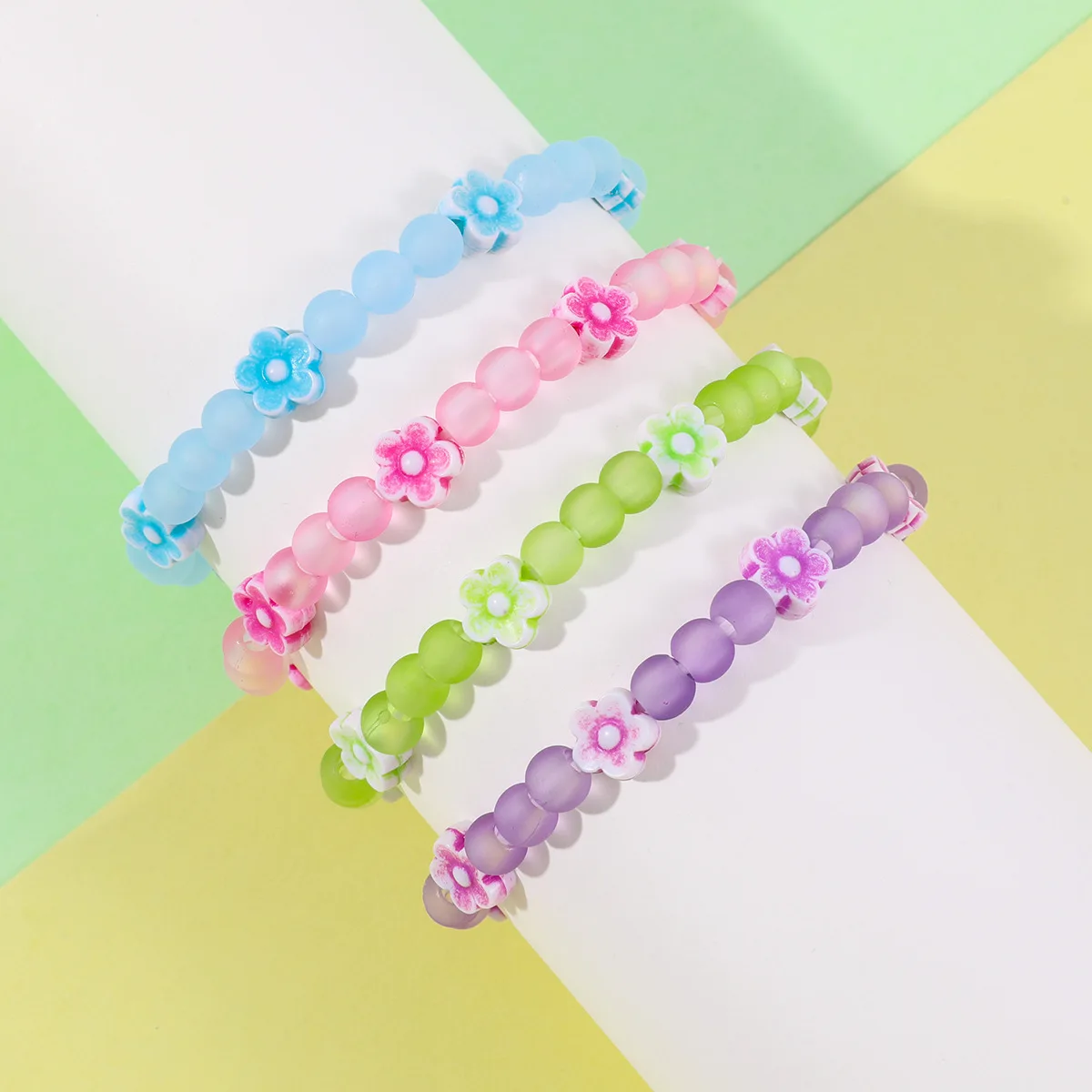 Children Kids Fashion Matte Pink Purple Glass  Beads Bracelet With Cute Acrylic Flower Charm Friendship Bracelet
