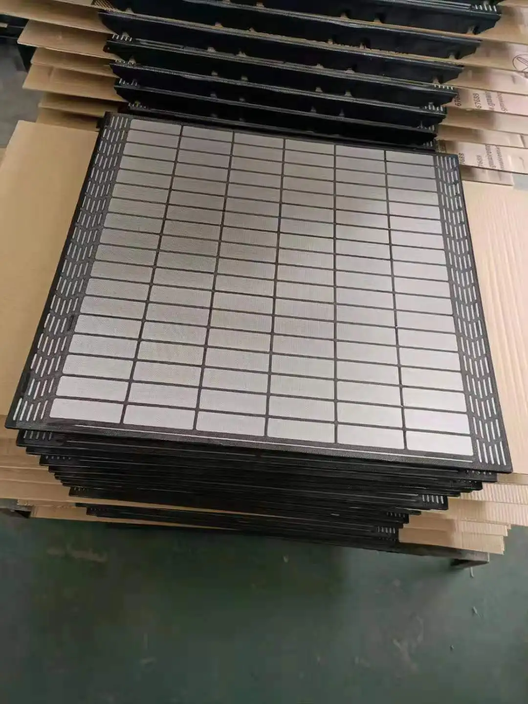 Composite frame petroleum Drilling fluids mud cleaner shale shaker screen for sale provide API Certificate