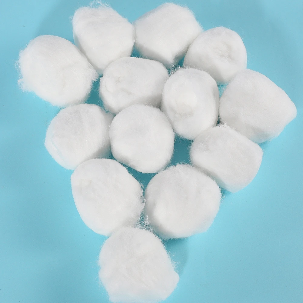 China Custom Wholesale OEM Surgical Sterile Hypoallergenic 100% Natural Cotton Soft High Absorbent Cotton Balls For Wound Clean