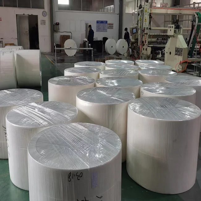 Factory direct environmental protection paper towel roll 1/2 layer virgin wood pulp paper towel roll white paper towel roll