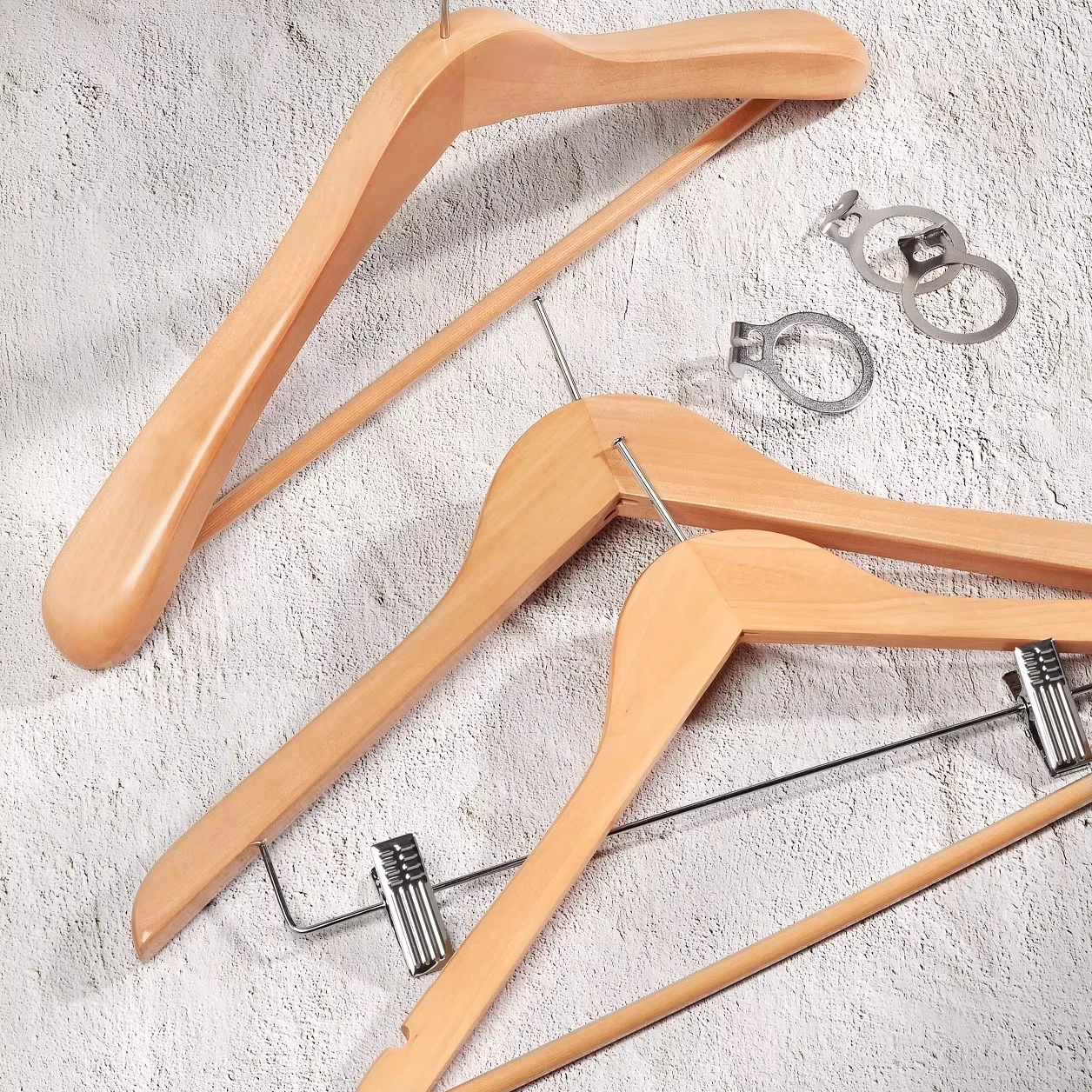 Security Anti Theft Hanger Wood Hotel Natural Wooden Clothes Suit Hangers Hook with Ring