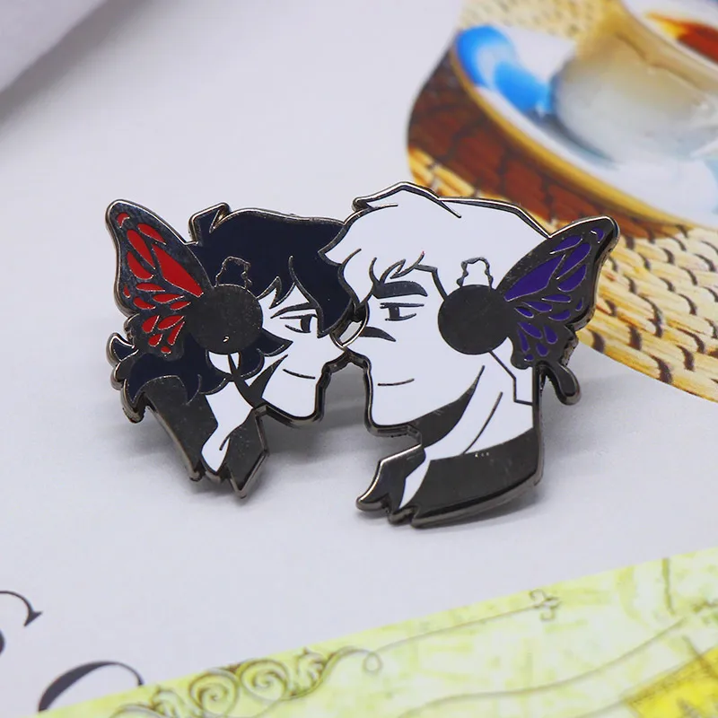 Wholesale Cute Anime Lapel Pins Logo Screen Printing Glitter Soft Enamel Pin Metal Badge Manufacturer Hard Enamel Pin Custom