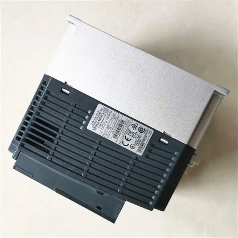 VFNC3S-2015PL single phase 200V transistor inverter
