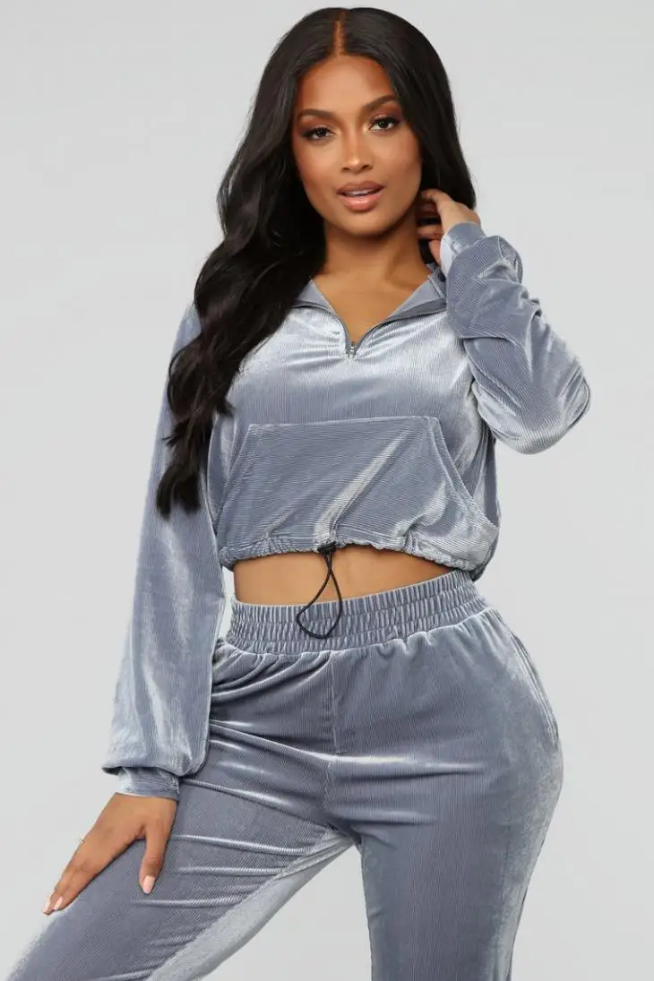 Cheap Wholesale Velour Tracksuit Velvet Half Zip Crop Tops and Slim Fit Jogging Sweatsuit Custom Velour Tracksuits