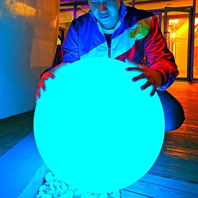 2020 Hot Sale LED Ball Mood Light 16 RGB Color Changing Cordless