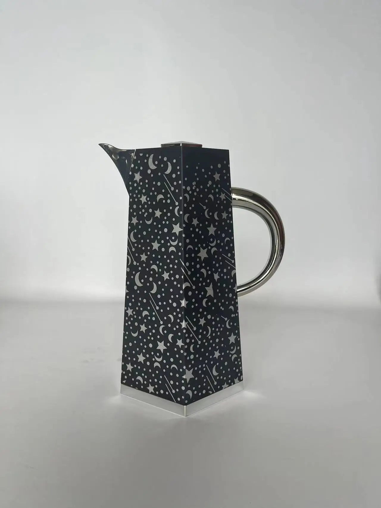 2023 New season arrival thermos vacuum flask water bottle black moon star silver  1 liter