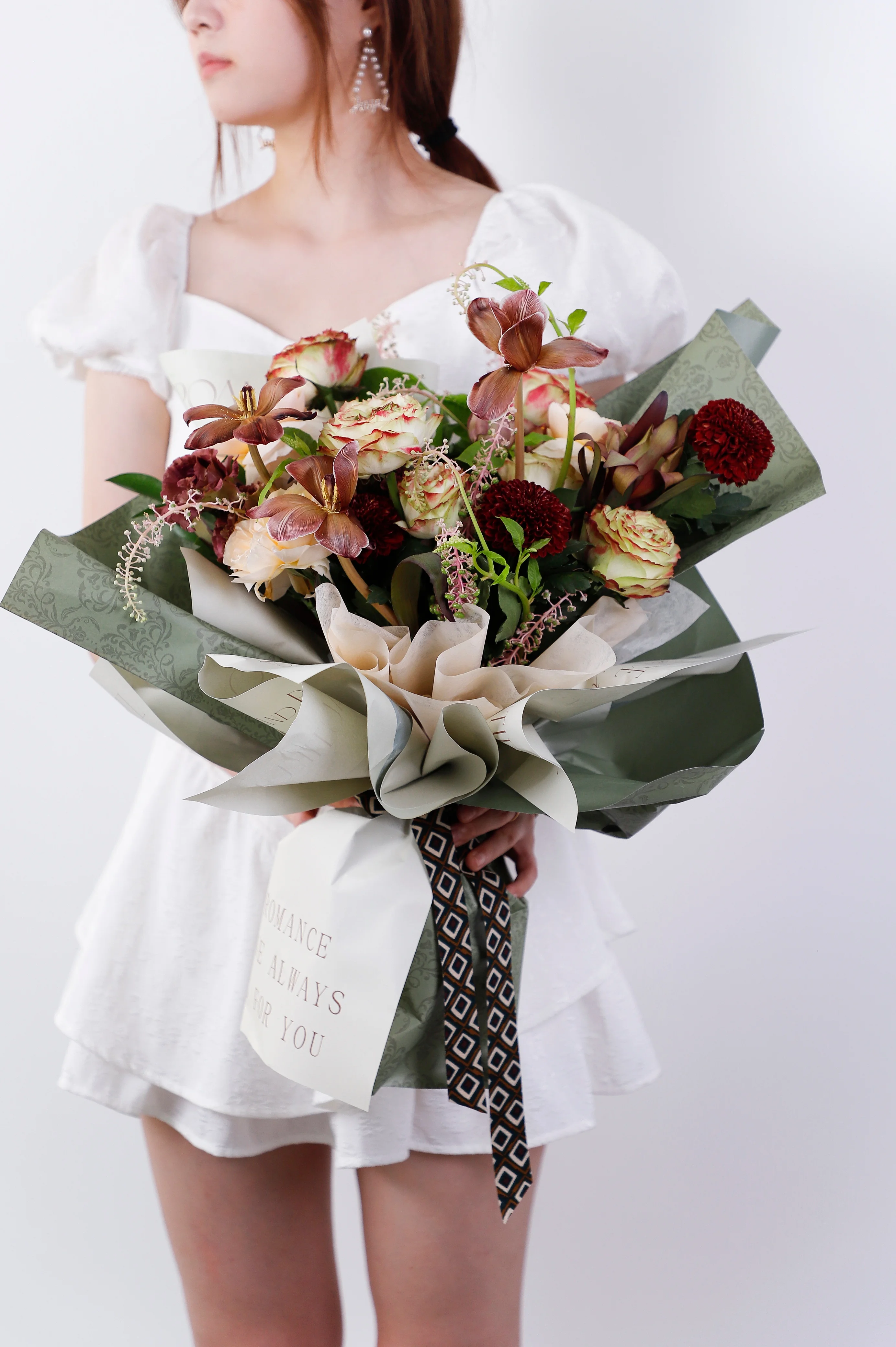 New Fashion Wrapping Flower Paper Florist Supply And Materials Plastic Flower Wrapping Paper