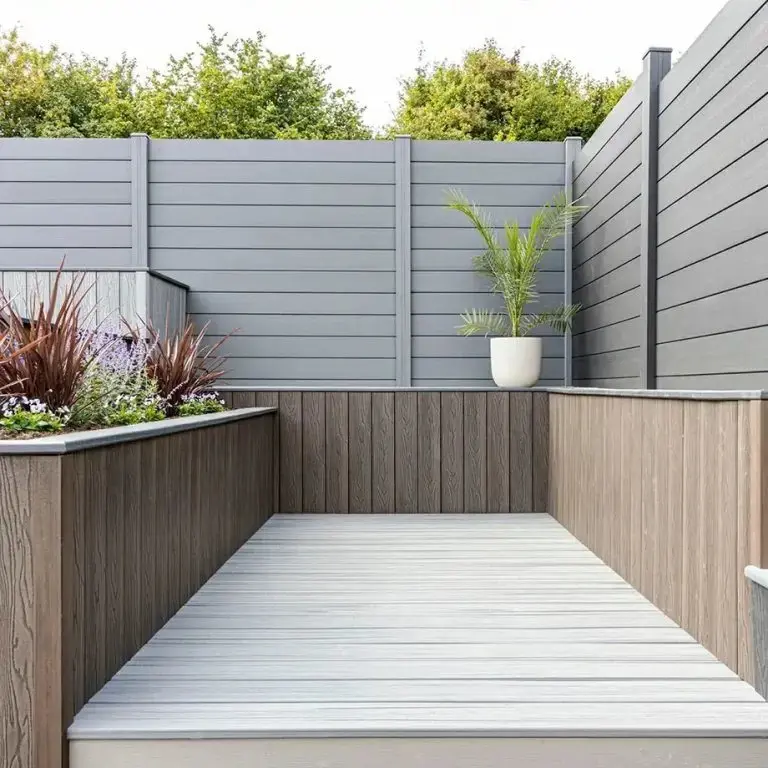 LANDING Modern Custom Size Long Life Powder Coating Dark Grey Aluminum Slat Fence Dark Aluminum Privacy Fence Garden Fence