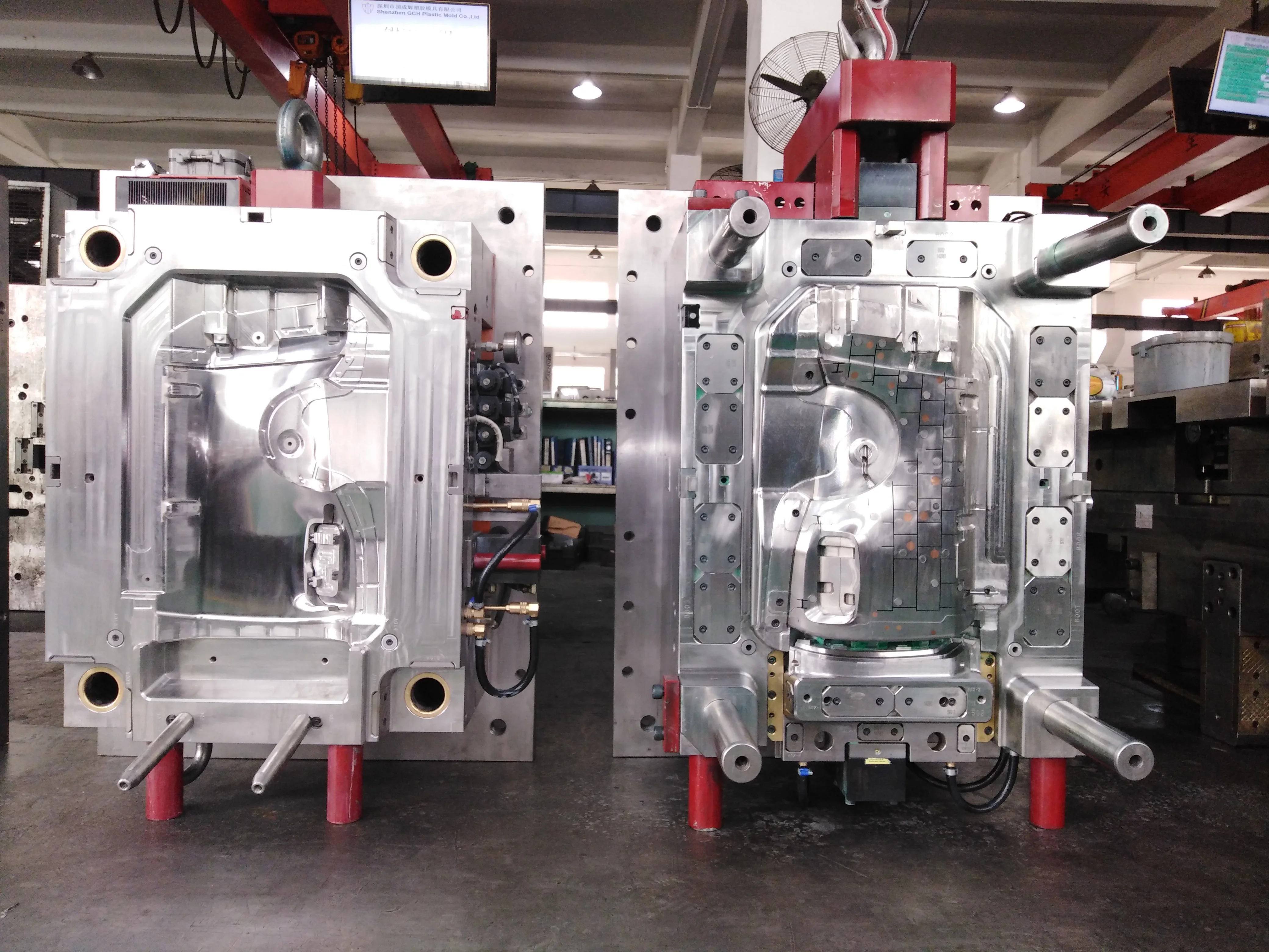 High Quality Auto Spare Parts Wholesale Dashboard Assembly Car Dashboard For Honda, BYD, Toyota plastic automatic mould