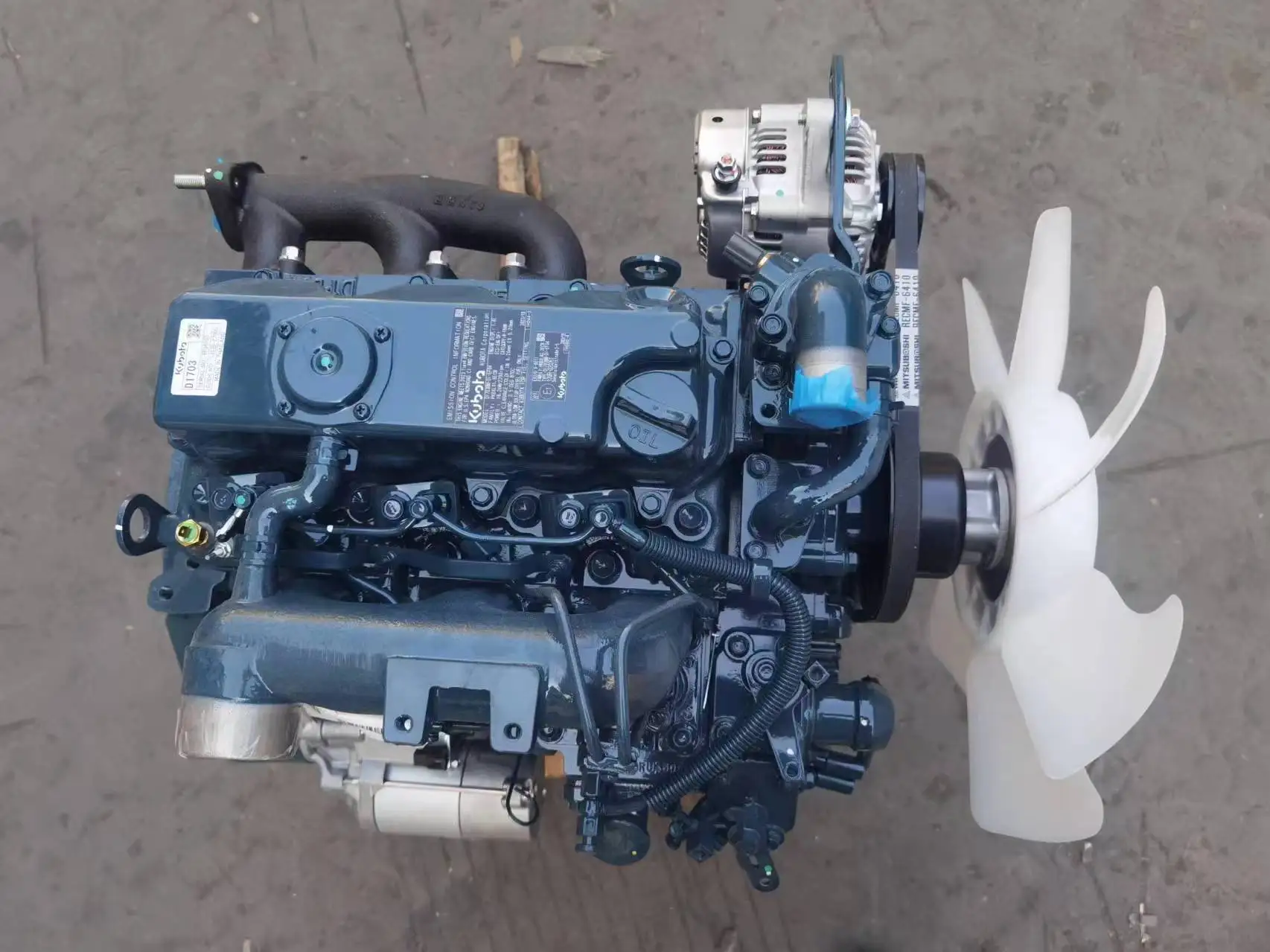 Строительная техника двигатель D1105 новый дизельный в сборе