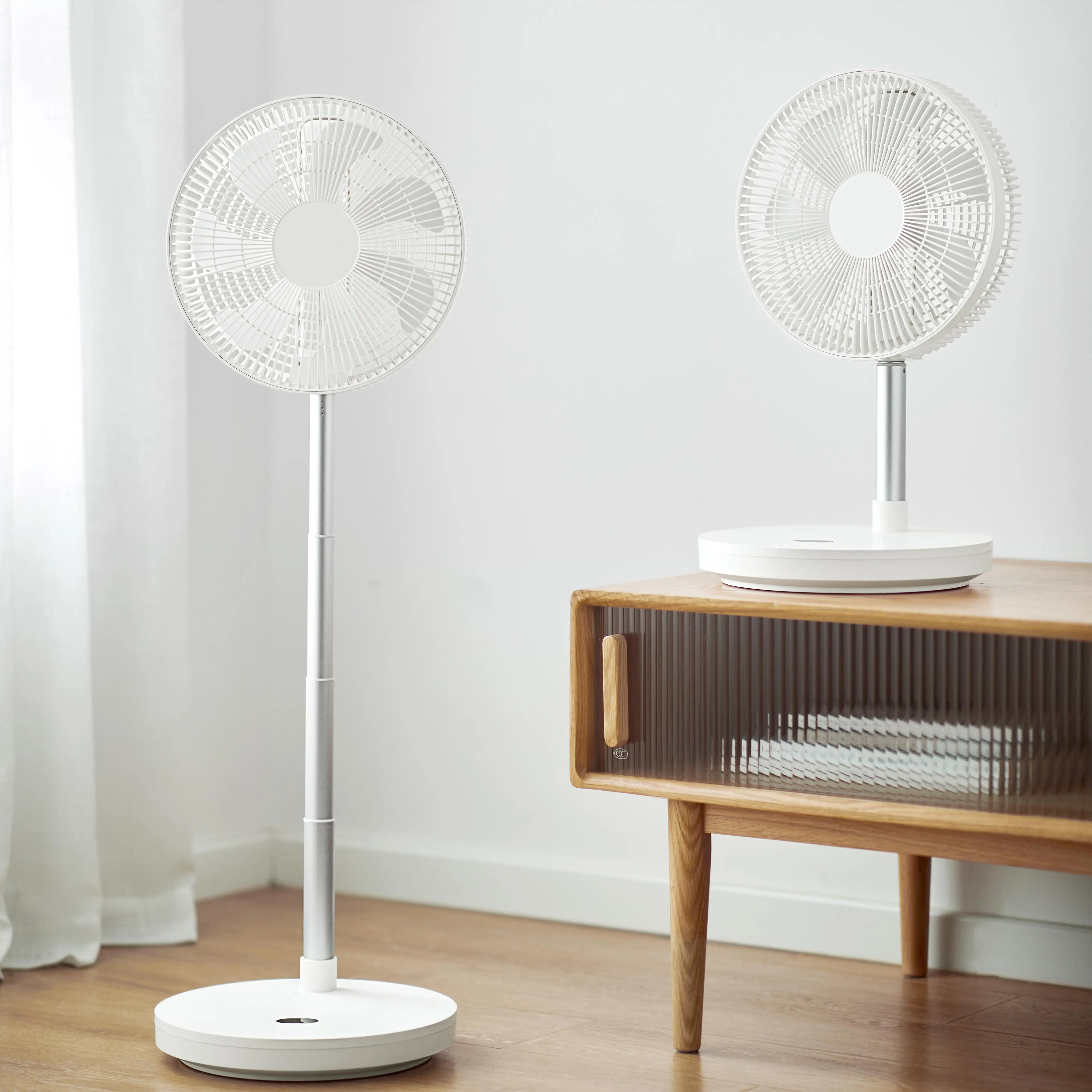 Intelligence Portable Folding Telescopic Fan Electric Air cooling Stand Fan with Remote Control