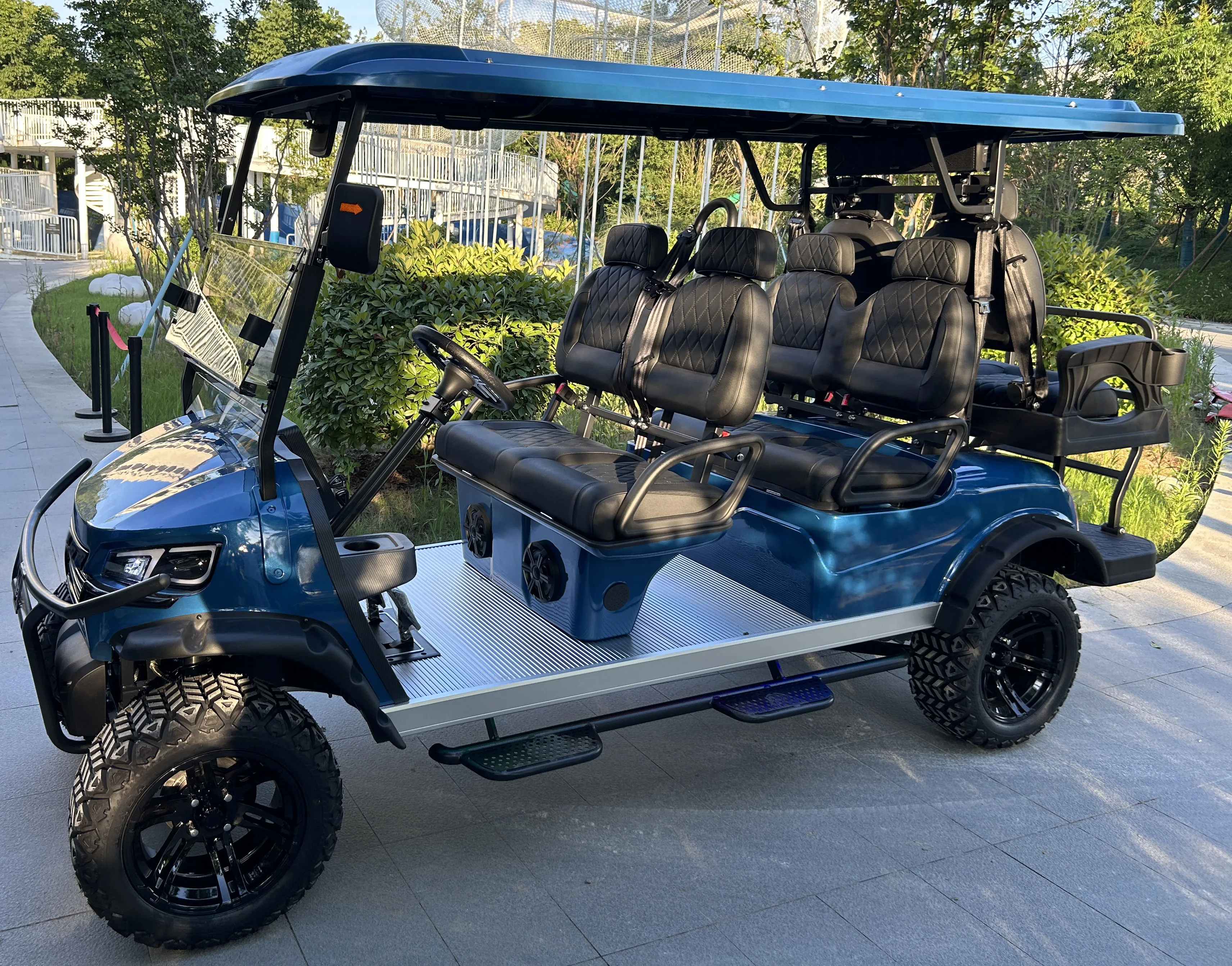 4 Wheel Drive Golf Cart Lithium Lifted Off 8 Seats Golf Carts Electric Vehicle