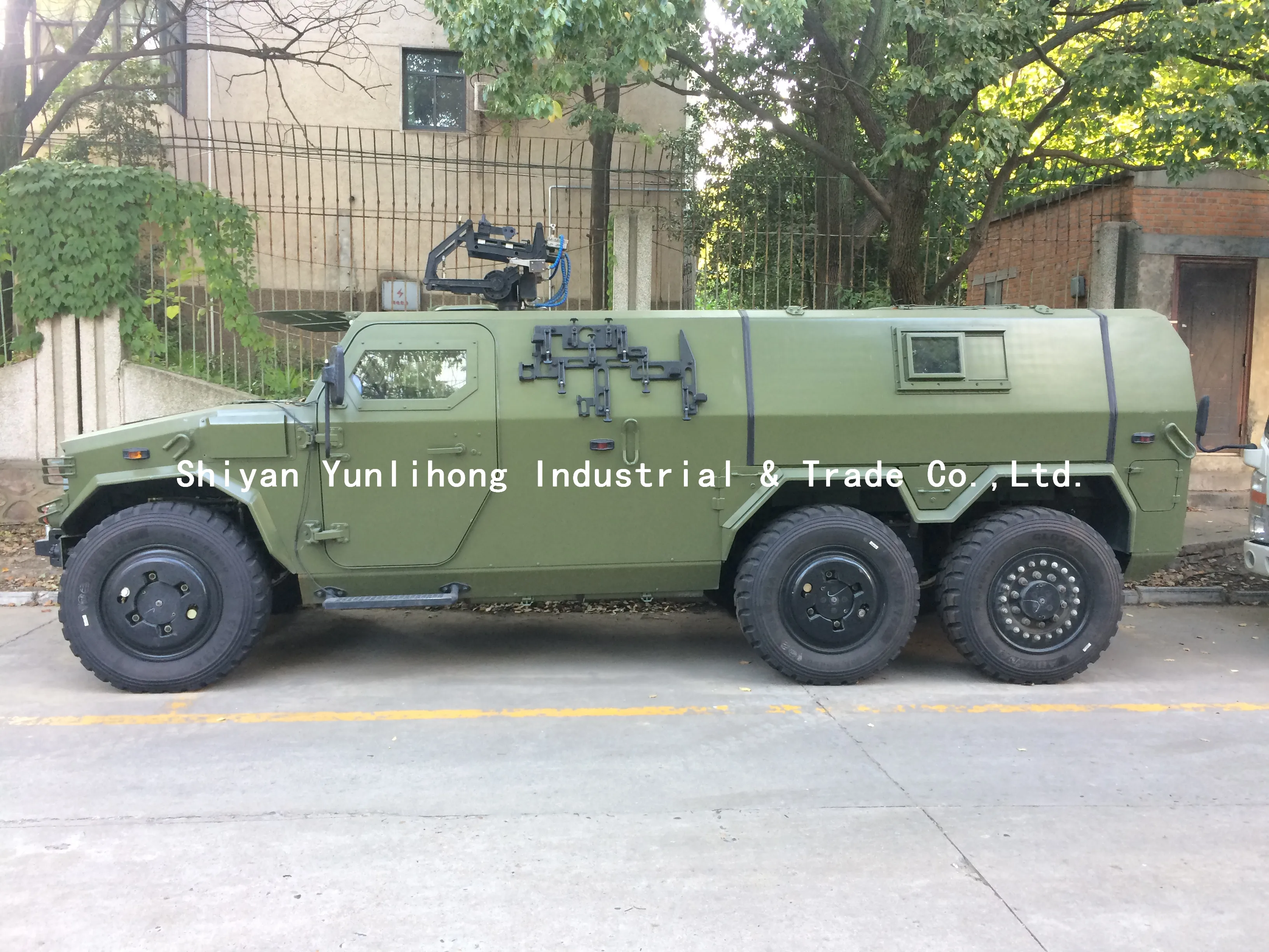  6x6 Dongfeng бронированный армейский автомобиль вездеход пуленепробиваемый  