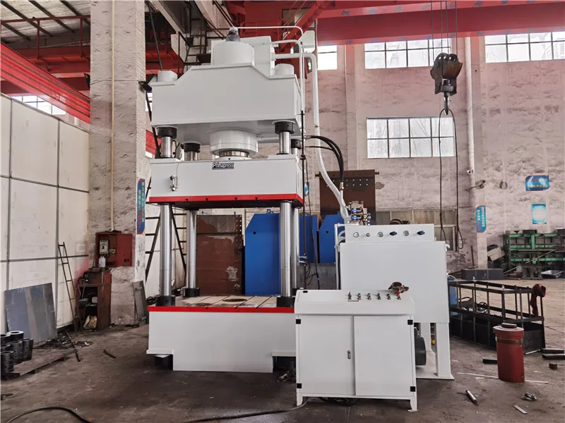 deep hydraulic press1