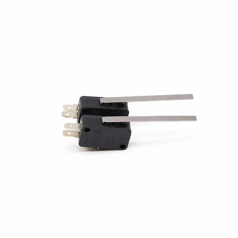 16A 250VAC 5E4 Black Color SPDT Silver Contact 3Pin Micro Switch Blade