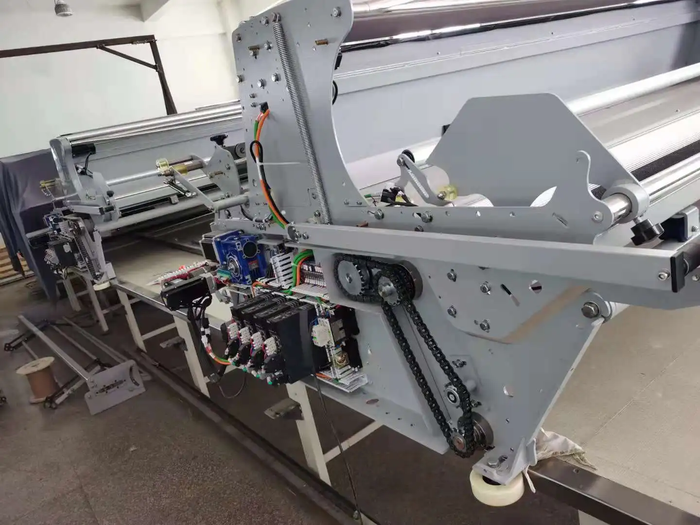 Fully Automatic Fabric Spreading machine with full servo motor fabric spreading machine cloth cutting