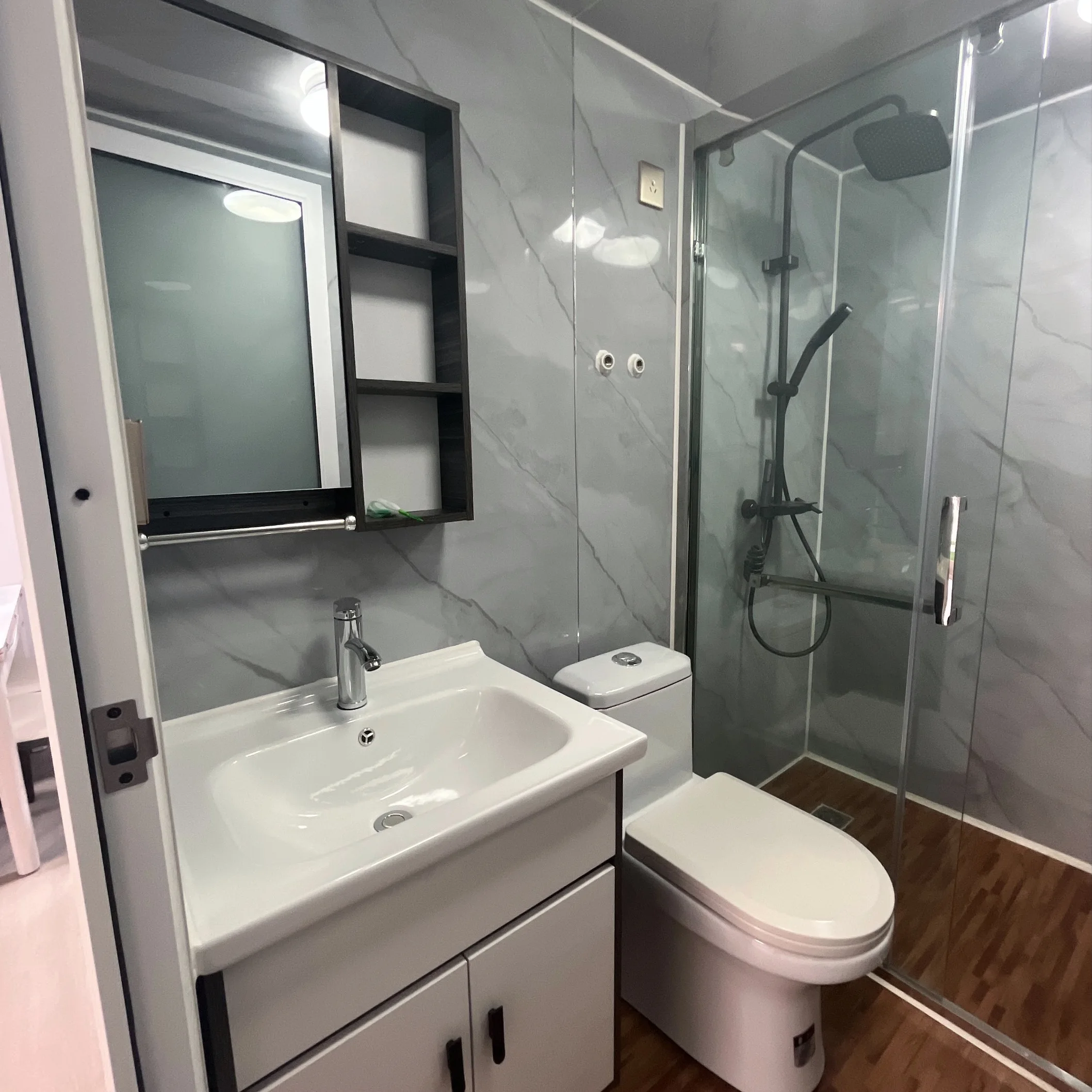 Easy Install Tiny House 20ft Expandable Container House with Bedroom Modern Prefab House