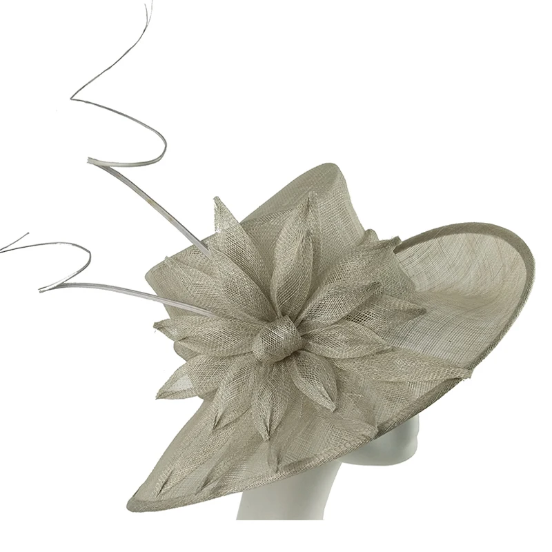 Женская летняя шляпа для церкви с цветами и перьями