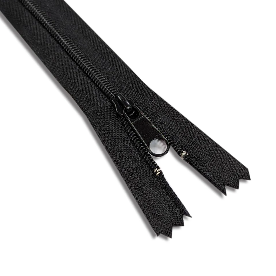 Best Quality Nylon Zipper Highly Efficient Durable #2 Zipper With Reasonable Prices