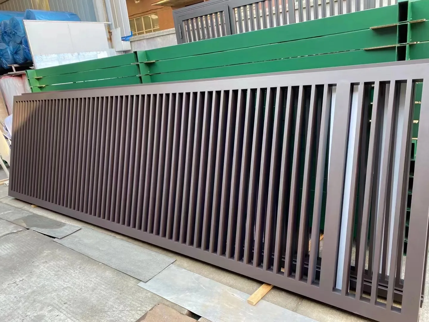 Aluminum Fence Louver Garden Fence Panels Design Professional Private Metal Modern Slat Fence Heavy Duty Horizontal Bar 20 Years